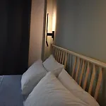 Babu Urban Катерини