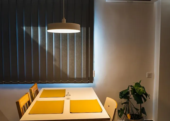 Babu Urban Kateríni